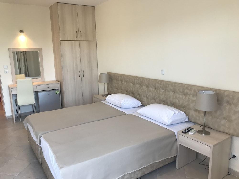 Ai Helis Resort 스보로나타 외부 사진