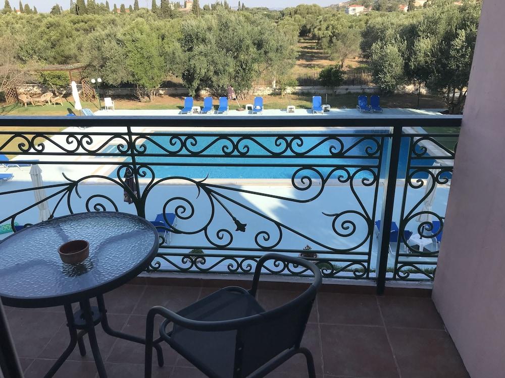 Ai Helis Resort 스보로나타 외부 사진