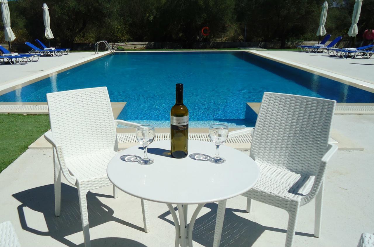 Ai Helis Resort 스보로나타 외부 사진